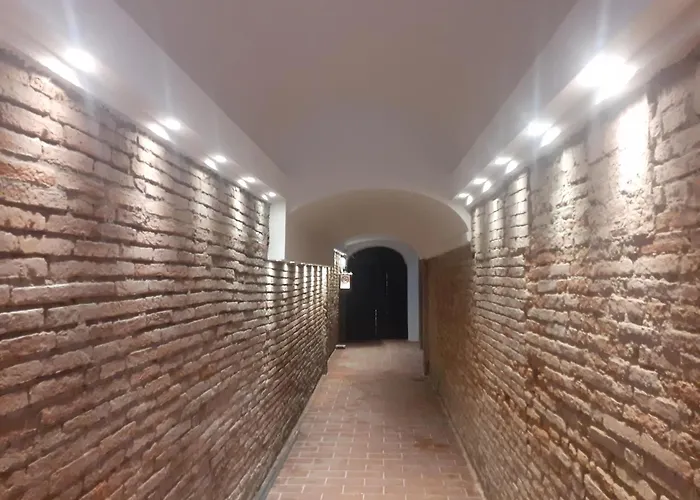 Anna\'S House